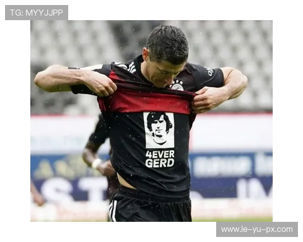 穆勒:德国足球巨星的成长之路与辉煌时刻 穆勒:德国足球巨星的成长之路与辉煌时刻