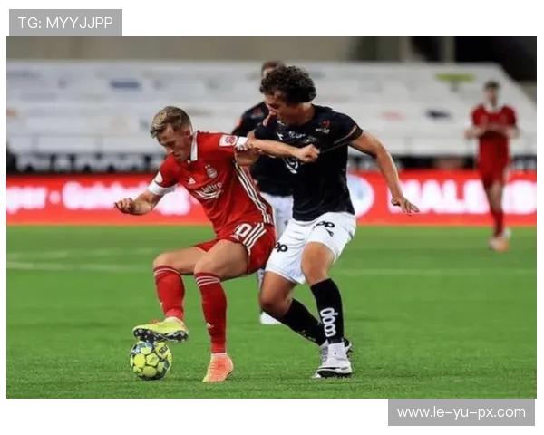 赫塔边路频频发力,侧翼进攻成比赛破局关键 赫塔边路频频发力,侧翼进攻成比赛破局关键